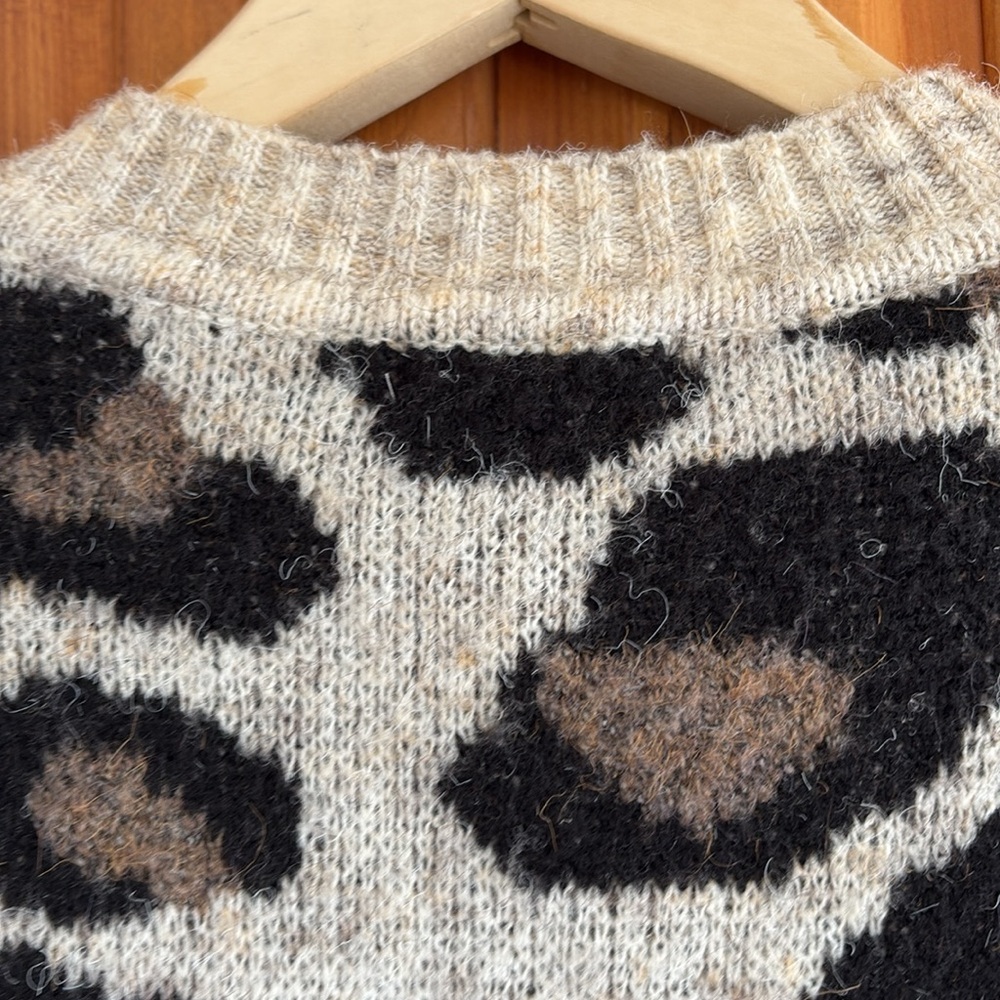 Bloomingdale’s Aqua brand animal print fuzzy cardigan. Cozy, fuzzy marled knit - Picture 4 of 10
